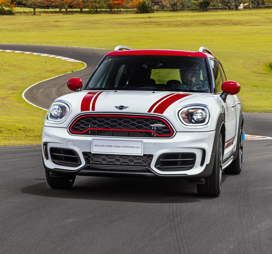  Mini John Cooper Works Countryman (F60) 2017 года  (LA) (фото 12 из 41)